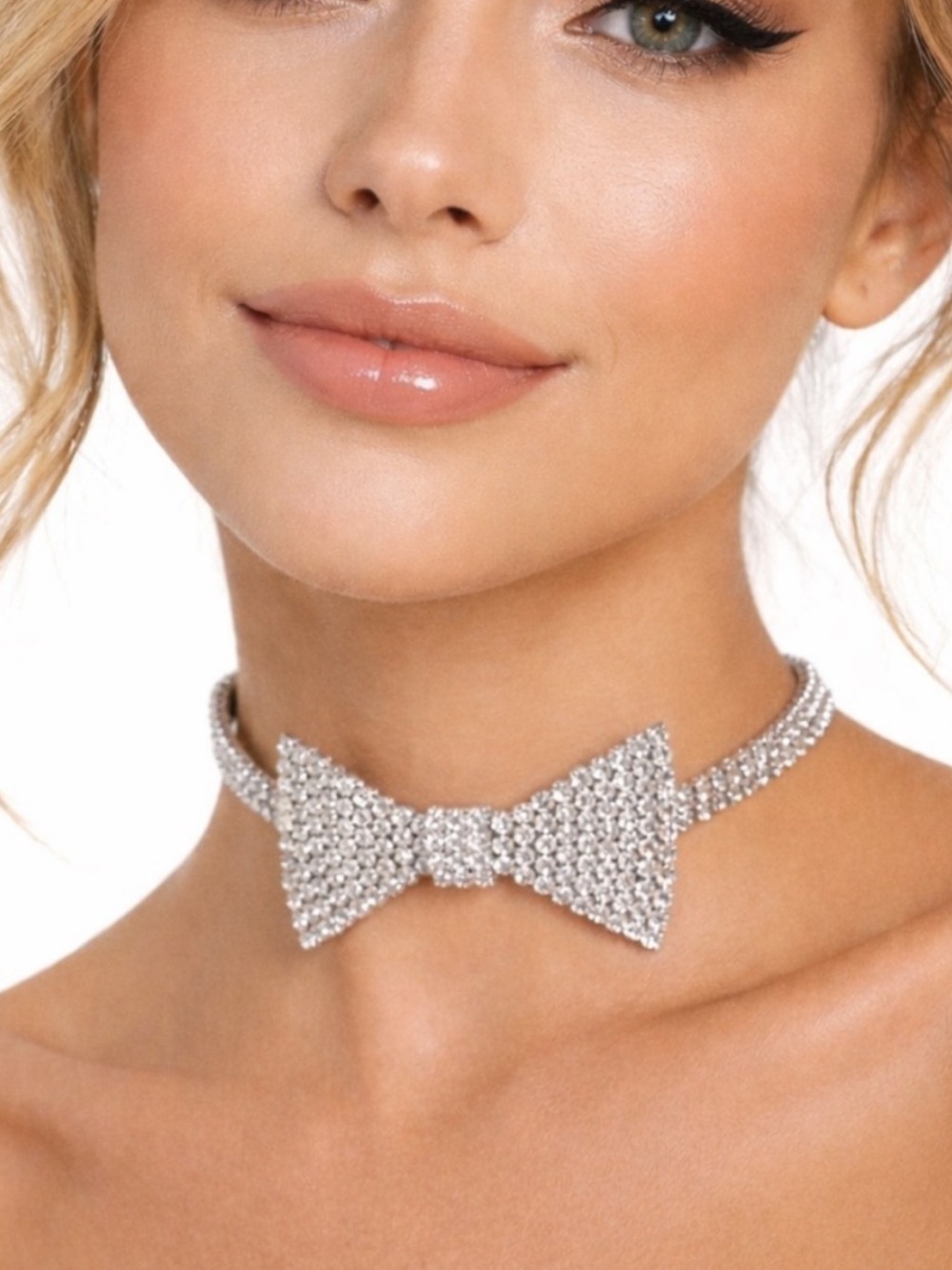 NWT Sparkling Rhinestone Bow Choker Necklace Silver Crystal Statement